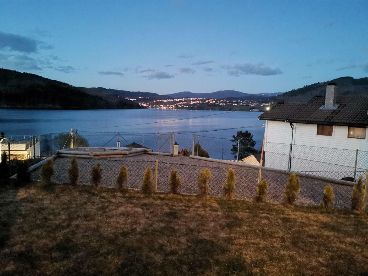 Bjornestrand Fjordside View ベルゲン エクステリア 写真