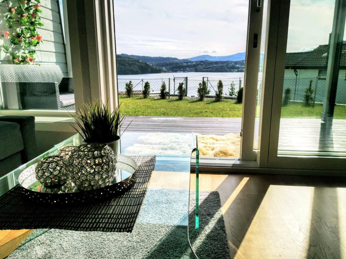 Bjornestrand Fjordside View ベルゲン エクステリア 写真